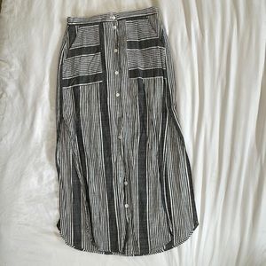 Midi linen skirt
